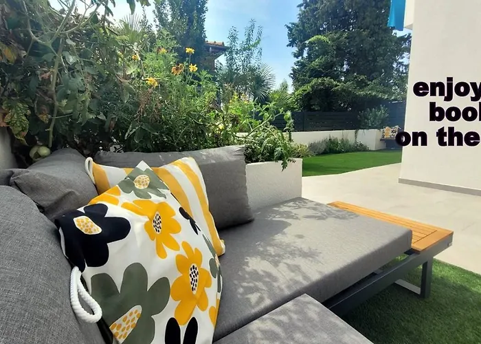 Private Fenced Garden With Bbq Area Only Minutes From The Beach - Urban Secret Kantrida