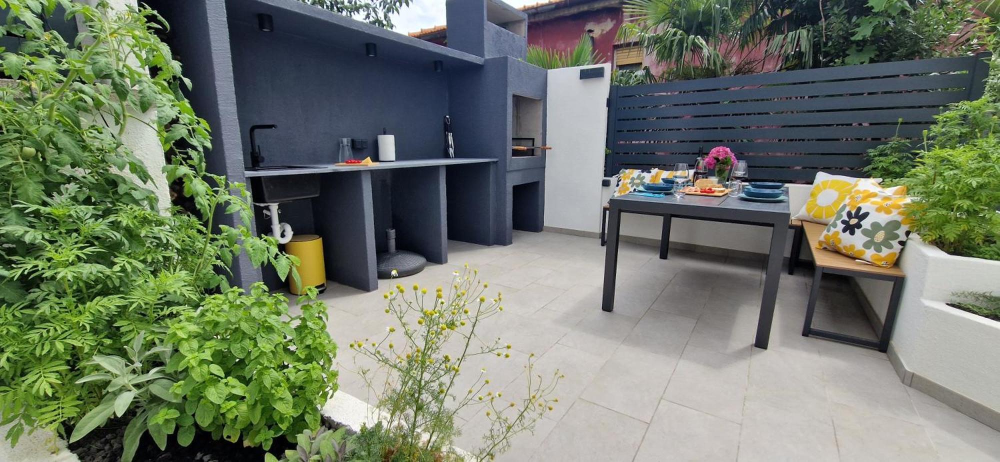 Lägenhet Private Fenced Garden With Bbq Area Minutes From The - Urban Secret Kantrida Rijeka