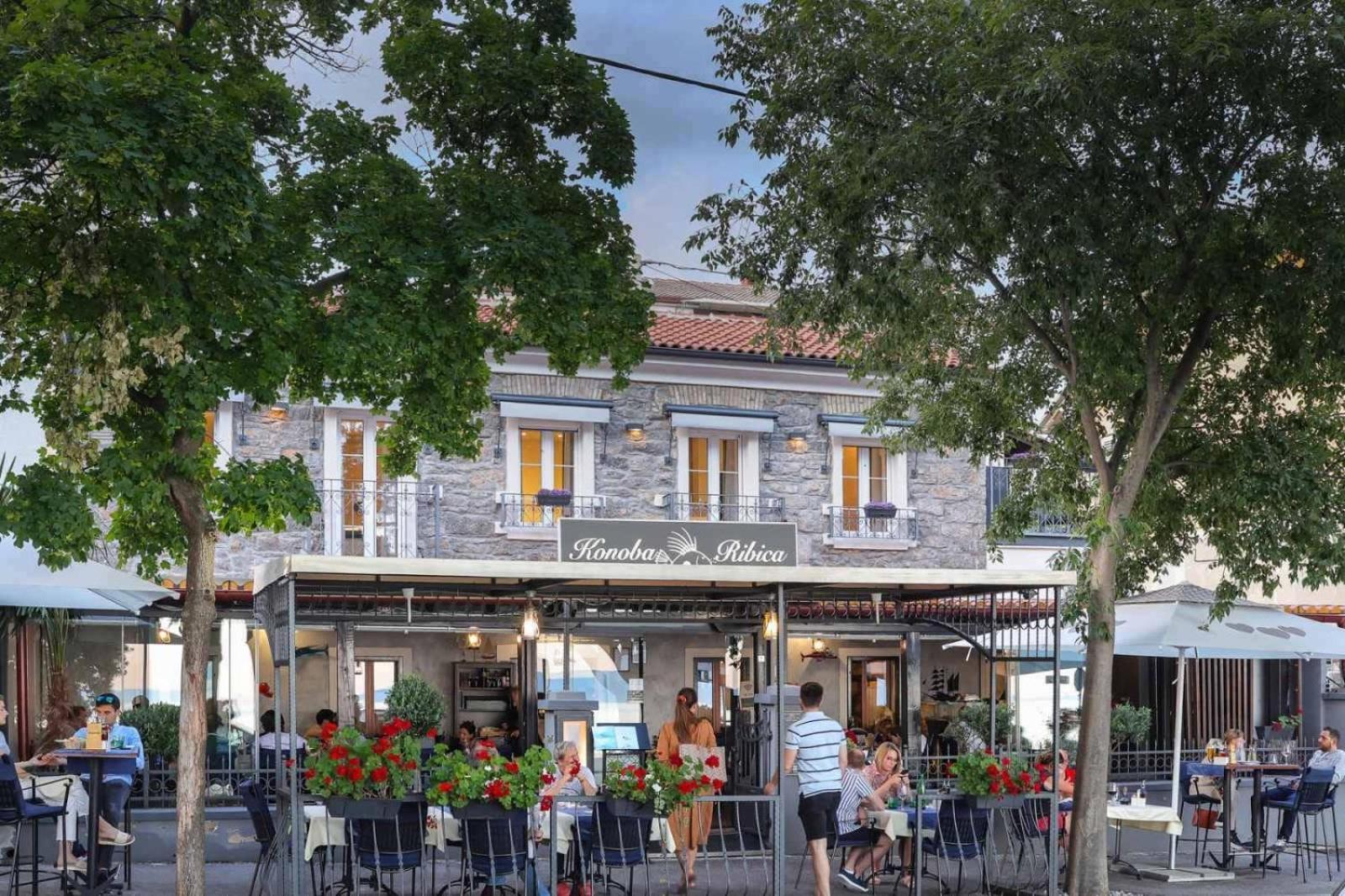 Private Fenced Garden With Bbq Area Only Minutes From The - Urban Secret Kantrida Rijeka